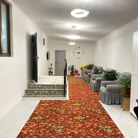 Guest House Glover Каракол Экстерьер фото